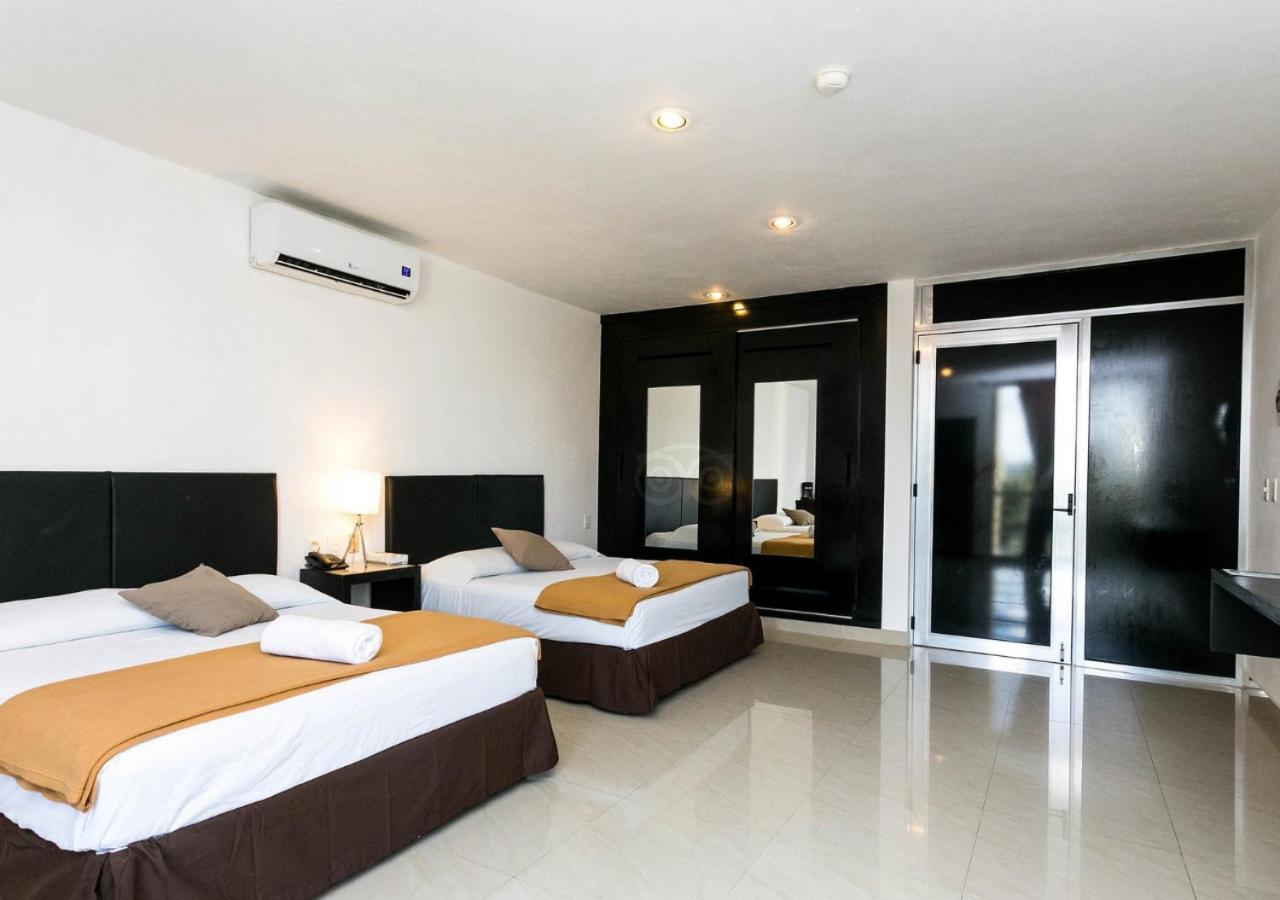 Sunrise 42 Suites By Holiday In Playa Playa del Carmen Exterior foto